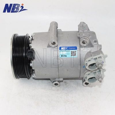 Auto-Klimaanlage Teile verwendet / Neues Auto AC Kompressor Ford Focus 2013 Infiniti FAW Teilenummern AV1119D629A2C 1906930 2025777